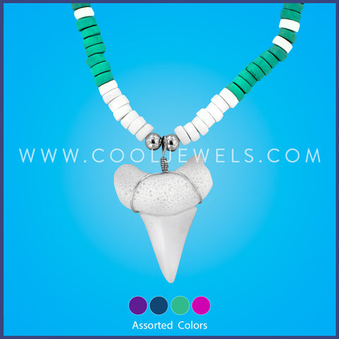 COLORED BEADED NECKLACE WITH TOOTH PENDANT - ASSORTED