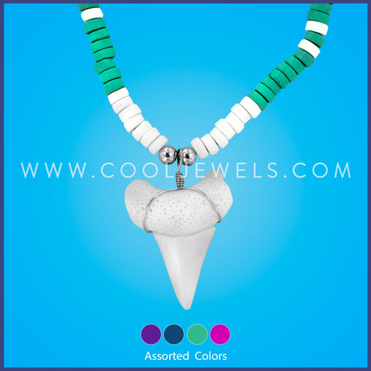COLORED BEADED NECKLACE WITH TOOTH PENDANT - ASSORTED