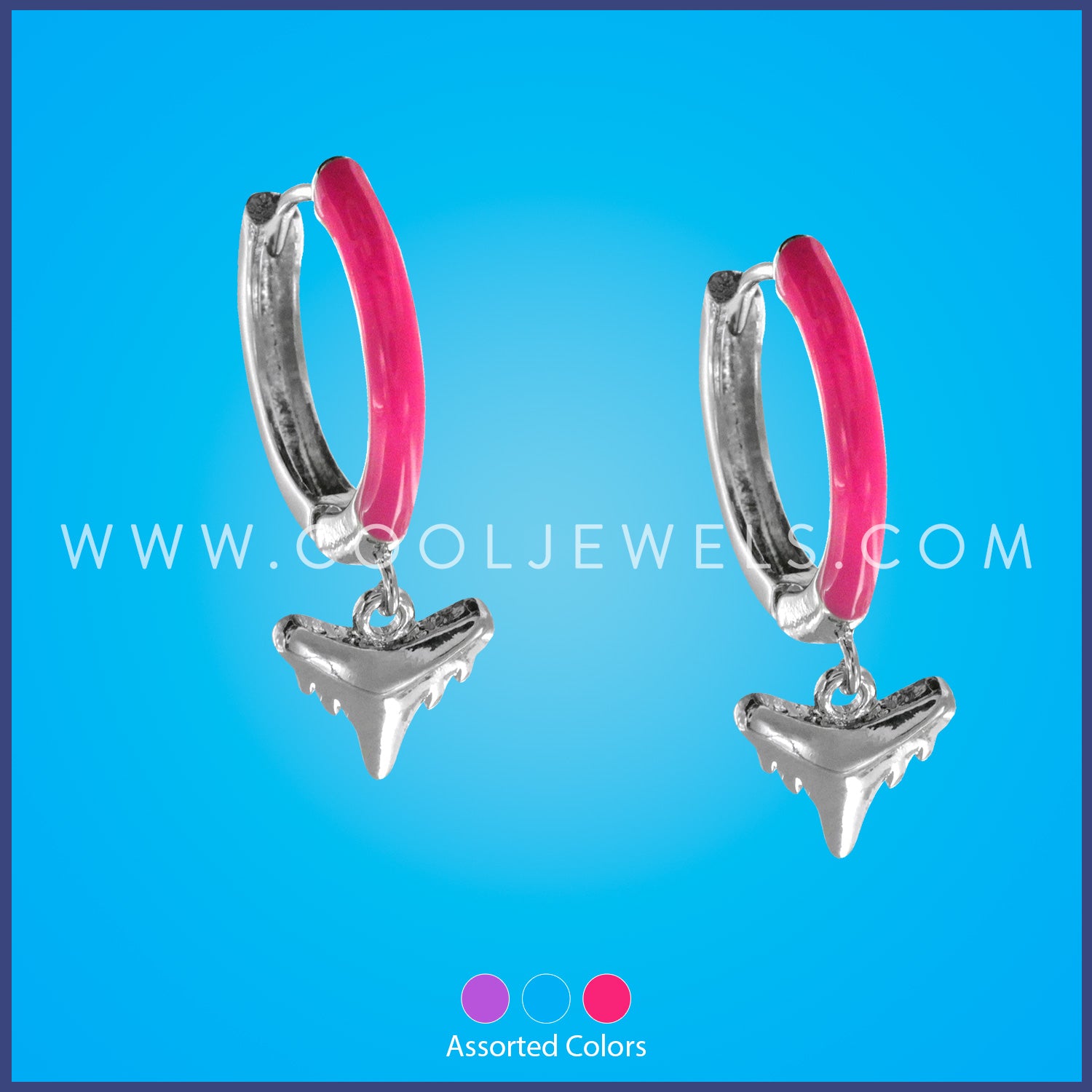 HUGGIE HOOP EARRING WITH METAL TOOTH &nbsp;PENDANT - ASSORTED
