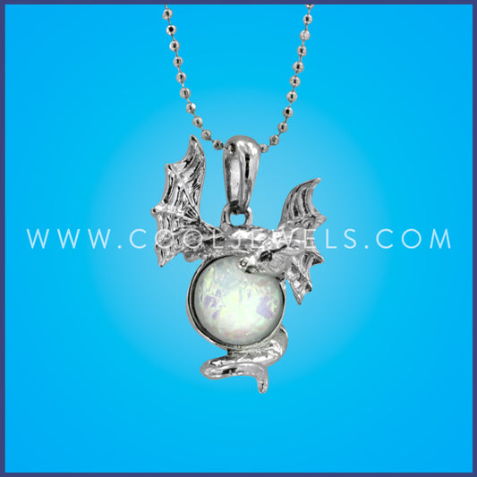 LINK CHAIN NECKLACE WITH DRAGON PENDANT