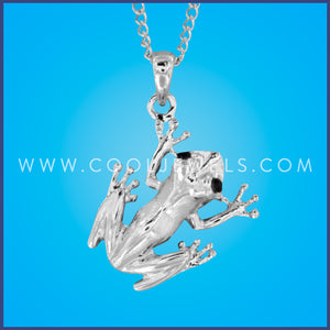 LINK CHAIN NECKLACE WITH SILVER FROG PENDANT
