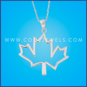 LINK CHAIN NECKLACE WITH SILVER OUTLINE MAPLE LEAF