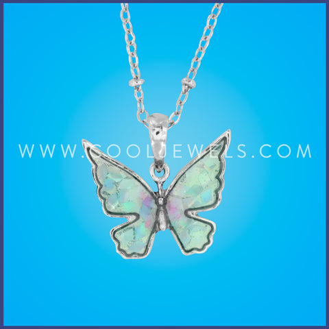 LINK CHAIN NECKLACE WITH SPARKLE BUTTERFLY PENDANT