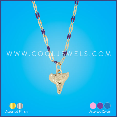 COLORED CHAIN NECKLACE WITH METAL TOOTH PENDANT - ASSORTED