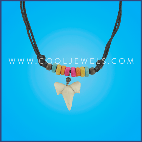 BRAIDED NECKLACE WITH COLORED BEADS & TOOTH PENDANT