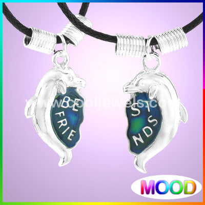 Amazon.com: Couple Necklaces Angel Wings Warm Mood Color Changing Necklace  Best Friend Stainless Steel Chain : Everything Else